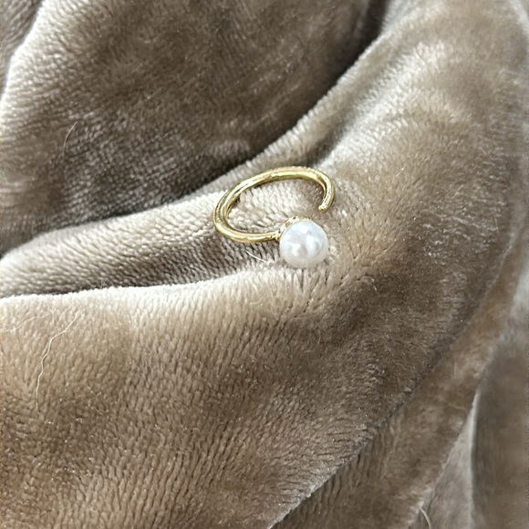 Fashion Ring Creative Gift Butterfly Pearl Drip Glaze Open Ring Female - Picture 4 of 5